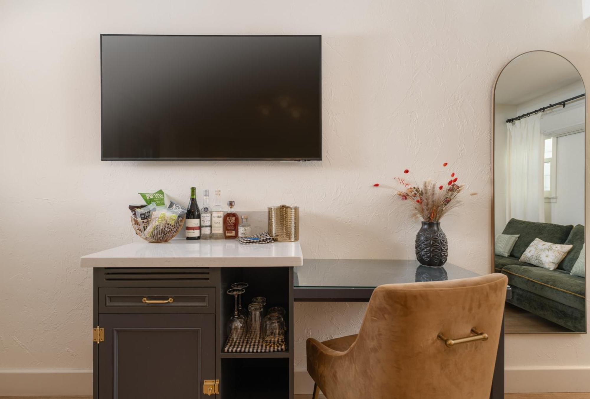 לינה וארוחת בוקר סן לואיס אוביספו Petit Soleil - Bed, Breakfast And Bar מראה חיצוני תמונה