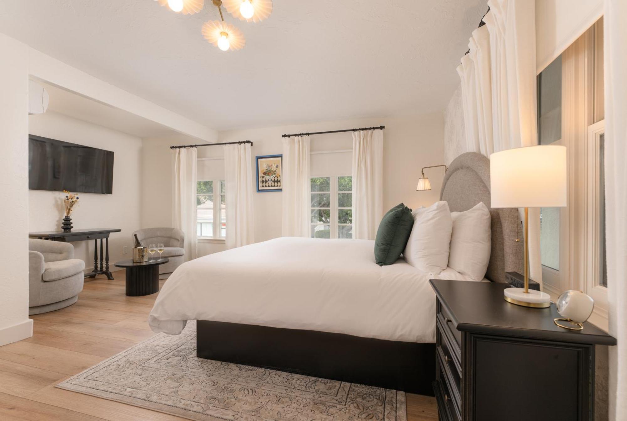 לינה וארוחת בוקר סן לואיס אוביספו Petit Soleil - Bed, Breakfast And Bar מראה חיצוני תמונה
